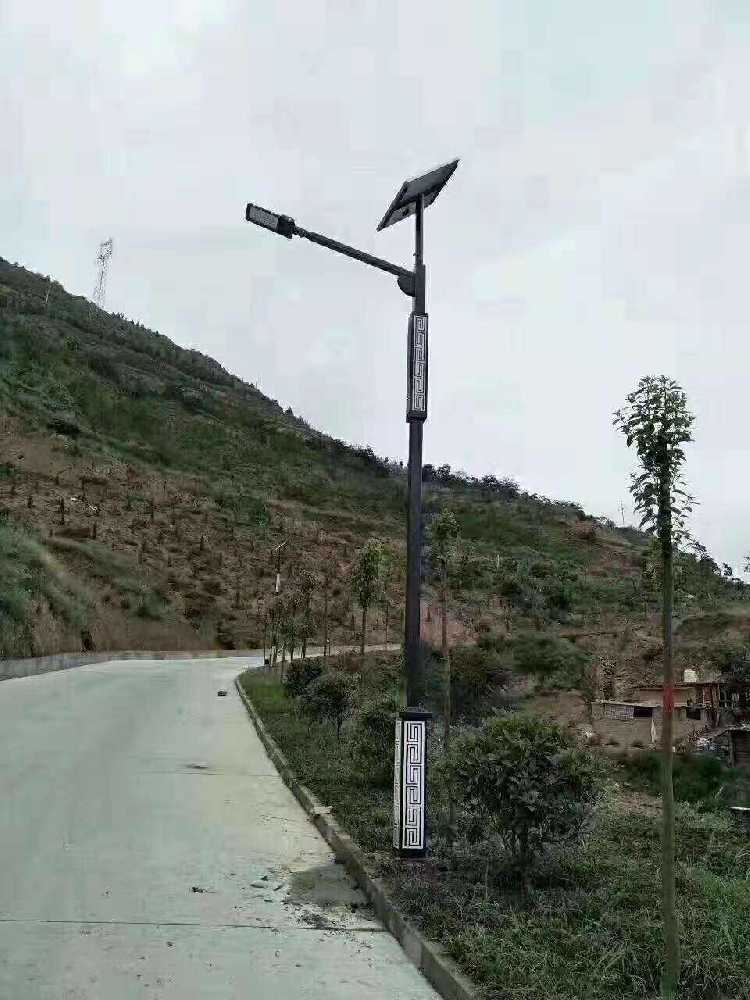 东乌珠穆沁旗仿古太阳能路灯